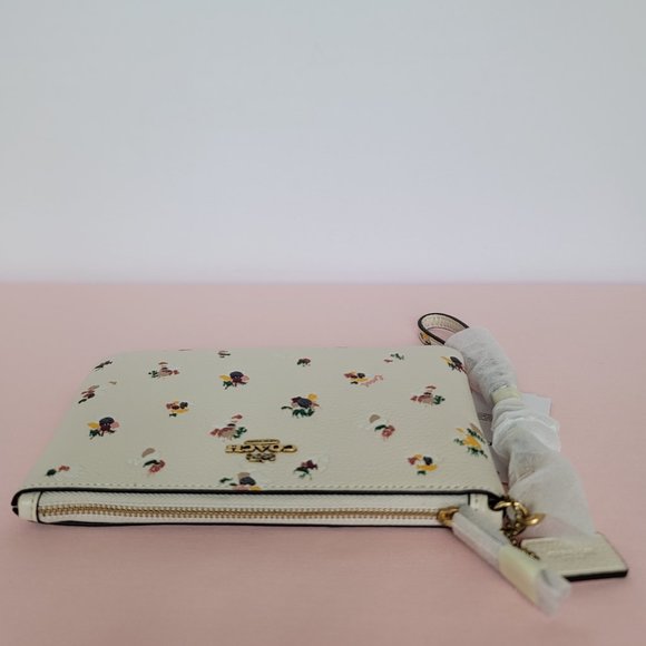 COACH Small Wristlet in Floral Print Pebbled Leather– Chalk Multi⭐ - Picture 8 of 16